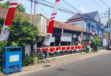 Sambut HUT RI ke-81, Pegawai Sosromenduran Hias Kantor Kelurahan