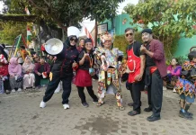 Kampung Dipowinatan Semarakkan HUT RI ke-81 lewat Karnaval hingga Merti