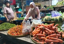 Dampak Kemarau dan MBG, Harga Sayuran di Pasar Giwangan Melonjak