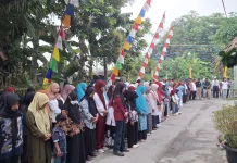 Rayakan HUT ke-81 RI, Warga Jetis Santuni Yatim dan Sarapan Nasi Kucing Bersama