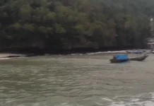 Perahu Jukung Diterjang Ombak, Nelayan Selamat