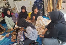 Belajar Batik Selama 250 Jam, Pebatik Muda di Sleman Tampil di Jogja Fashion Week
