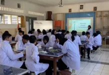 Siswa SMAN 2 Yogyakarta Selidiki Reaksi Termokimia