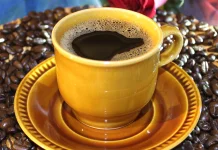 Jangan Dianggap Enteng, Dampak Minum Kopi pada Gigi
