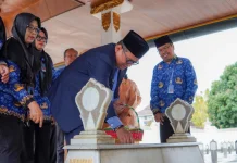 Rawat Warisan Perjuangan, Angkasawan RRI Yogyakarta Ziarahi Pusara Pahlawan