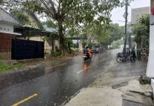 Hampir Empat Bulan Kekeringan, Warga Pajangan Akhirnya Rasakan Hujan
