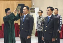 Ari Feby dan Andre Prasetyanto Diambil Sumpah untuk Optimal Layani Publik