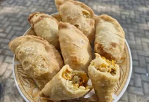 Pastel Sayur Renyah dengan Isian Melimpah