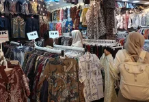 Pasar Beringharjo Lesu Menjelang Hari Batik Nasional