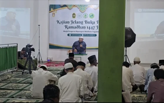 Pesantren Duafa, Kisah Pejuang Nafkah Yogya Nyantri di Masjid Pangeran Diponegoro