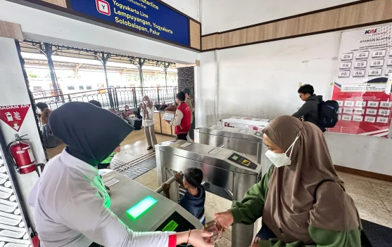 KAI Commuter Tambah Operasi Perjalanan saat Libur Kenaikan Yesus Kristus