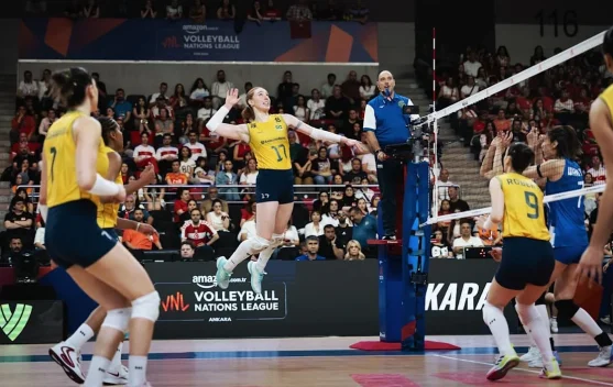 Brasil Pertahankan Puncak Klasemen sementara VNL