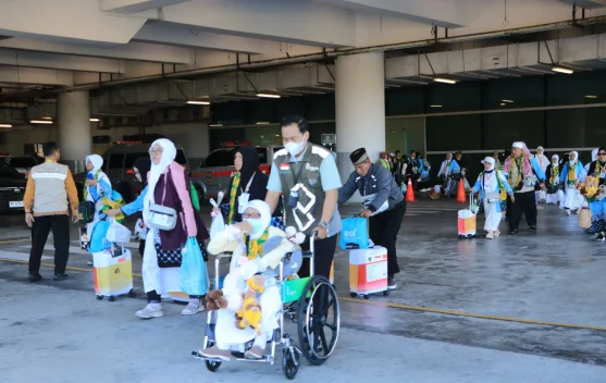 Jemaah Haji Kloter Sapu Jagad Akhirnya Tiba Selamat di YIA
