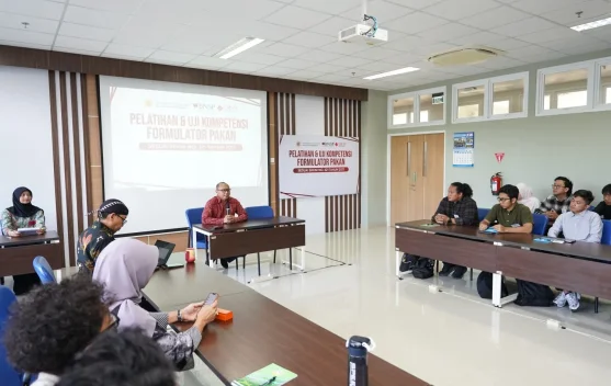 Pelatihan Uji Kompetensi Formulator Pakan Berstandar Global Digelar Fapet UGM