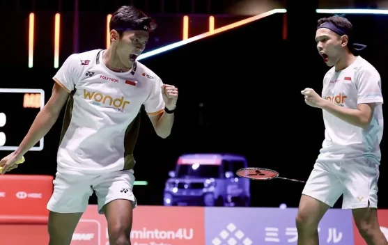 Tekuk Wakil Tuan Rumah lewat Rubber Game, Fajar/Fikri Genggam Tiket Final Japan Open