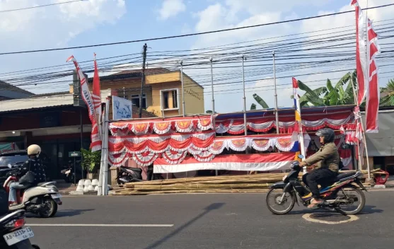 Pasartiban Bendera di Sepanjang Jalan Yogyakarta Mulai Menjamur