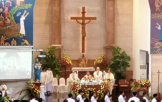 Pater Jenderal Jesuit Hadiri Misa Tahbisan Lima Imam SJ di Kotabaru