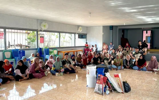 KKN UGM Gelar Sosialisasi Pengelolaan Sampah di Maluku Tengah