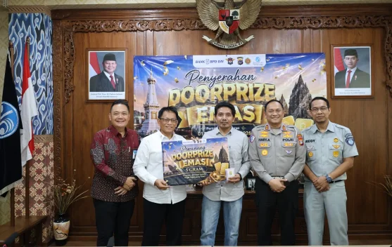 Dua Belas Wajib Pajak DIY dapatkan Hadiah Emas