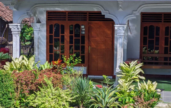 Jangan Lewatkan Tips Membuat Taman Mini di Lahan Rumah Sempit