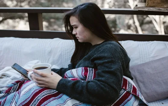 Media Sosial Makin Melekat dalam Kehidupan Sehari-hari