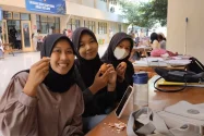Fapet UGM Bagikan 2.577 Telur Rebus Gratis bagi Mahasiswa Selama UTS