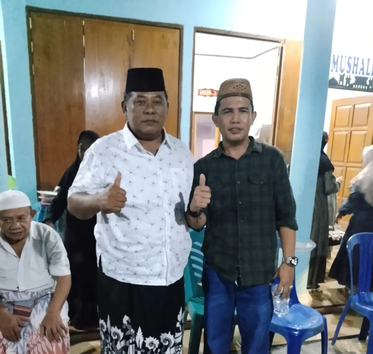 Sekjen KKIG Efendy Payuyu Foto Bersama ketua Dewan Pembina KKIG Kabupaten Sangihe