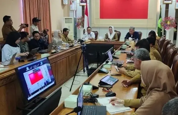 Pemkab Natuna Rapat pembahasan Geopark natuna menuju UGGP bersama Bapenas RI, Senin 6 April 2026 (Poto:RRI/Saleh)