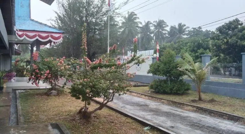 Hujan yang mengguyur diwilayah natuna pada kamis 17 September 2026 (Poto:RRI Ranai/Saleh)