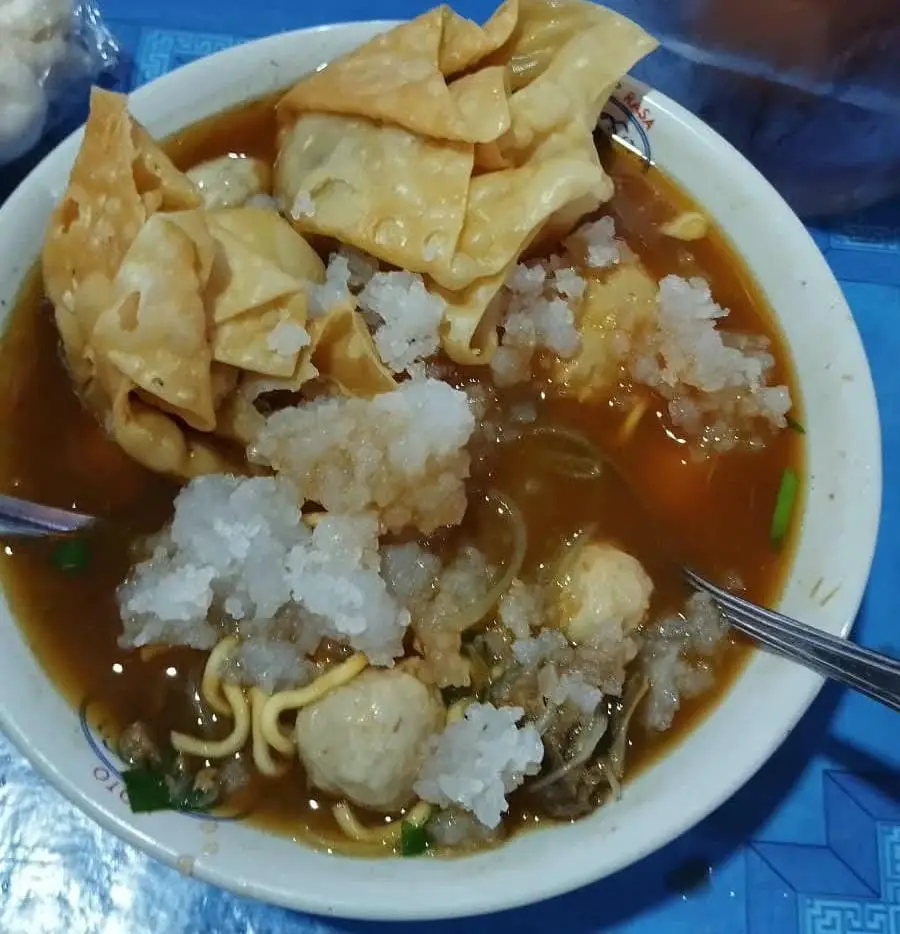 Penampilan Horog-Horog yang di sajikan dengan Bakso